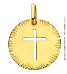 Médaille Croix ajourée rayonnante (Or Jaune)