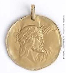 Médaille galet Christ (Or Jaune 9K)