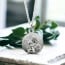 Médaille Vierge à l'Enfant "Le Regard" en argentMédaille Vierge à l'Enfant "Le Regard" en argent